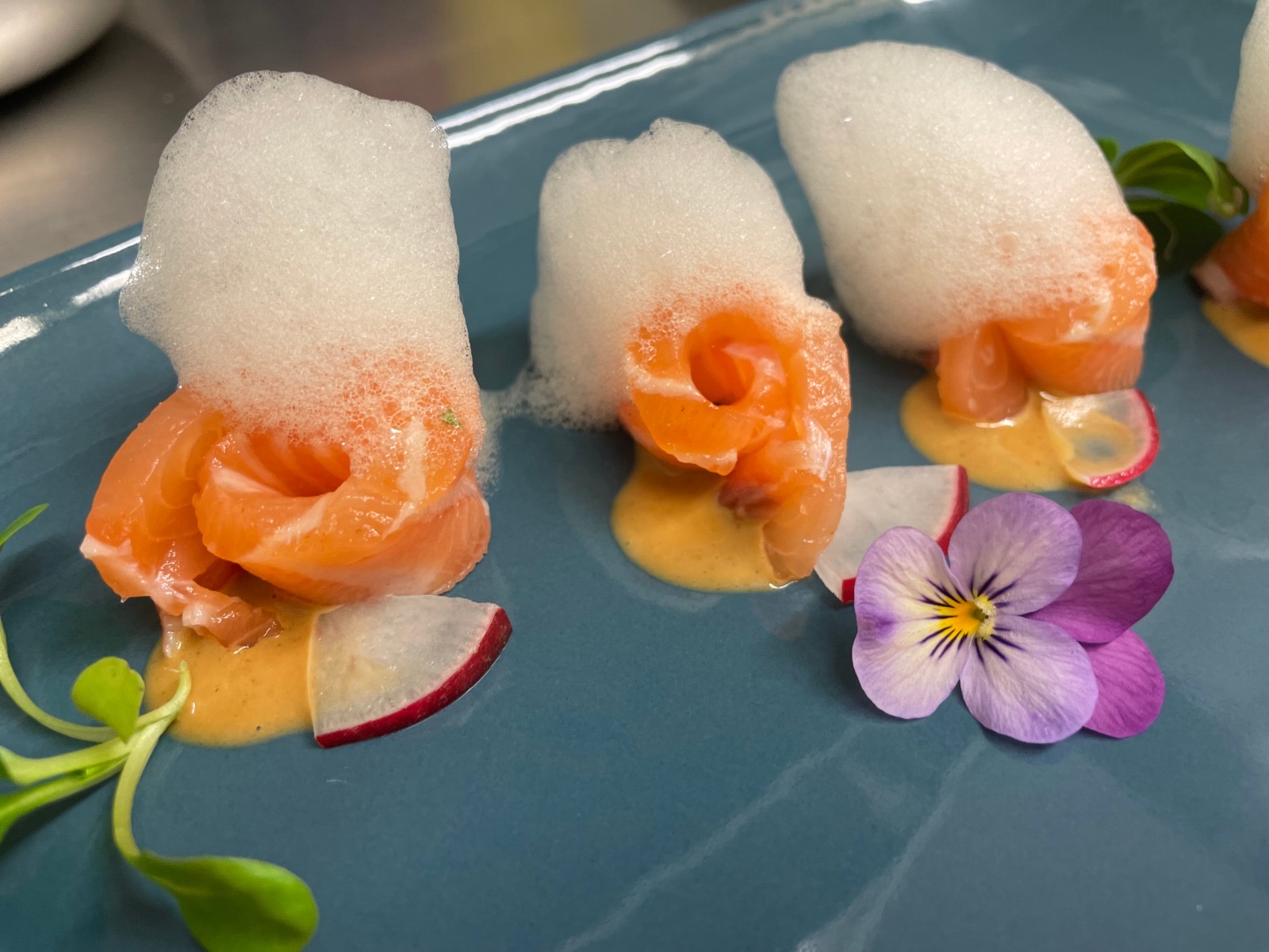 Un piatto di salmone dello Chef Gabriele